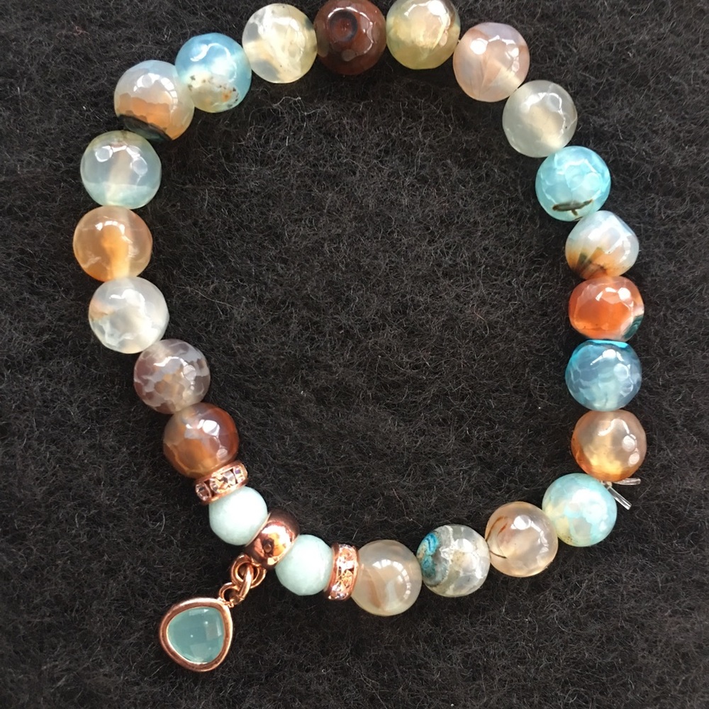 Stretch bead bracelet